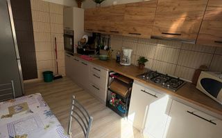 🏡 VILĂ INDIVIDUALĂ P+1 | 136 MP UTILI | TEREN 250 MP | CURTE AMENAJAT - Poză 7