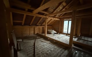 Casa Sucevița | 4.000 mp teren | Zonă liniștită 🌲 - Poză 11