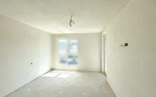 Apartament cu 3/4 camere/87mp/3 minute de statii autobuz. - Poză 13