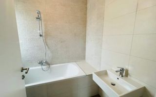 CASA NOU CONSTRUITA IN COMPLEX REZIDENTIAL LA VANZARE IN PIPERA - Poză 6