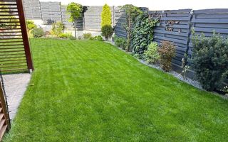 Triplex cu 4 camere de vanzare in Iris - Poză 1