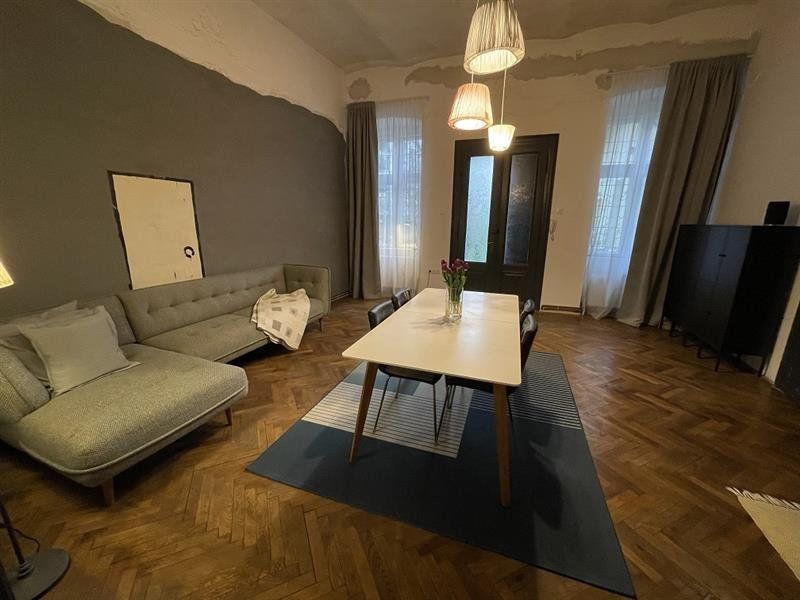 Apartament ELEGANT cu GRADINA - 2CAM 70MP Central - Liceul Balcescu - Poză 3
