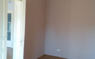 4 cam Colegiul Banatean - Poză 4