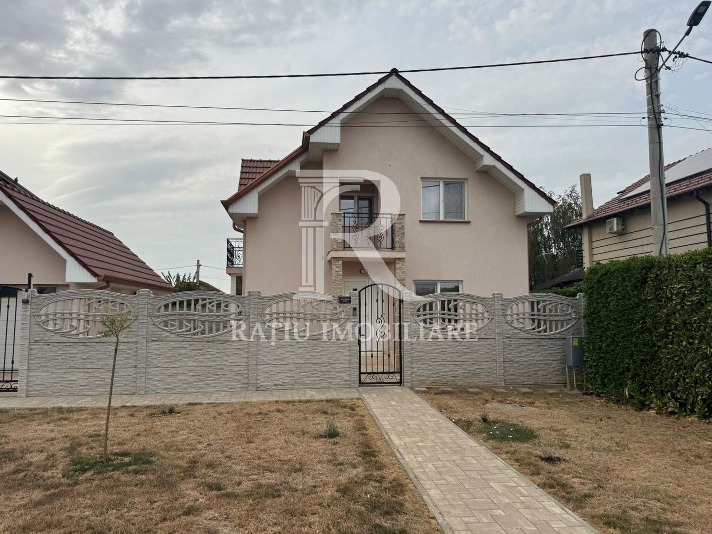 Casa cu etaj de inchiriat | Santandrei | Bihor - Poză 2