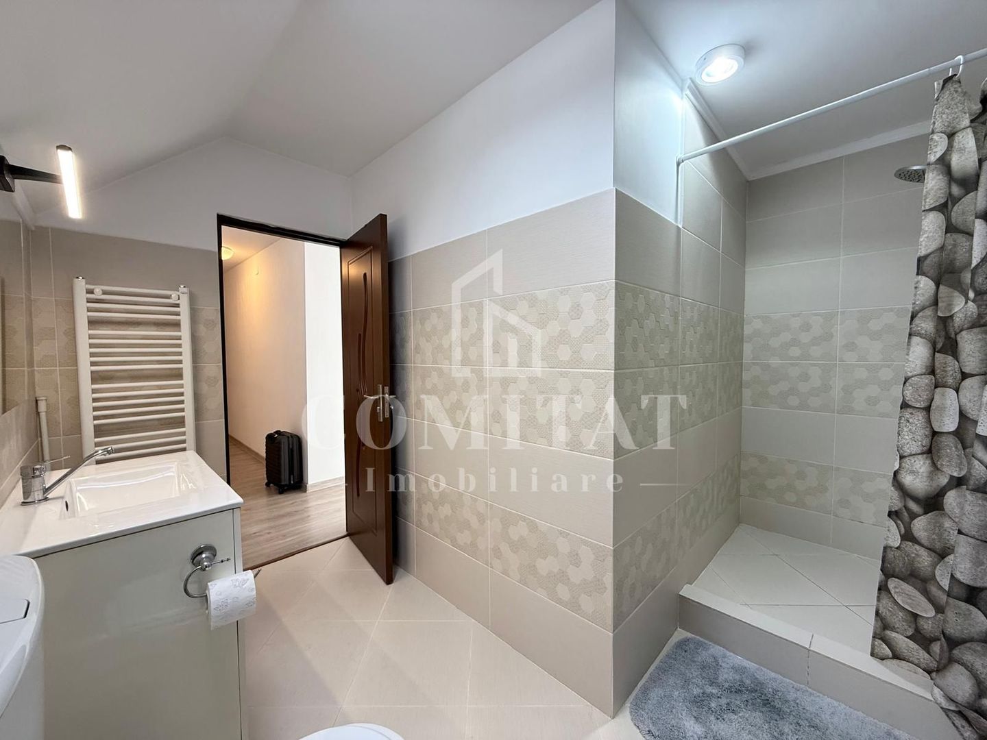 Casă individuală 4 dormitoare zona Hasdeu - Poză 8