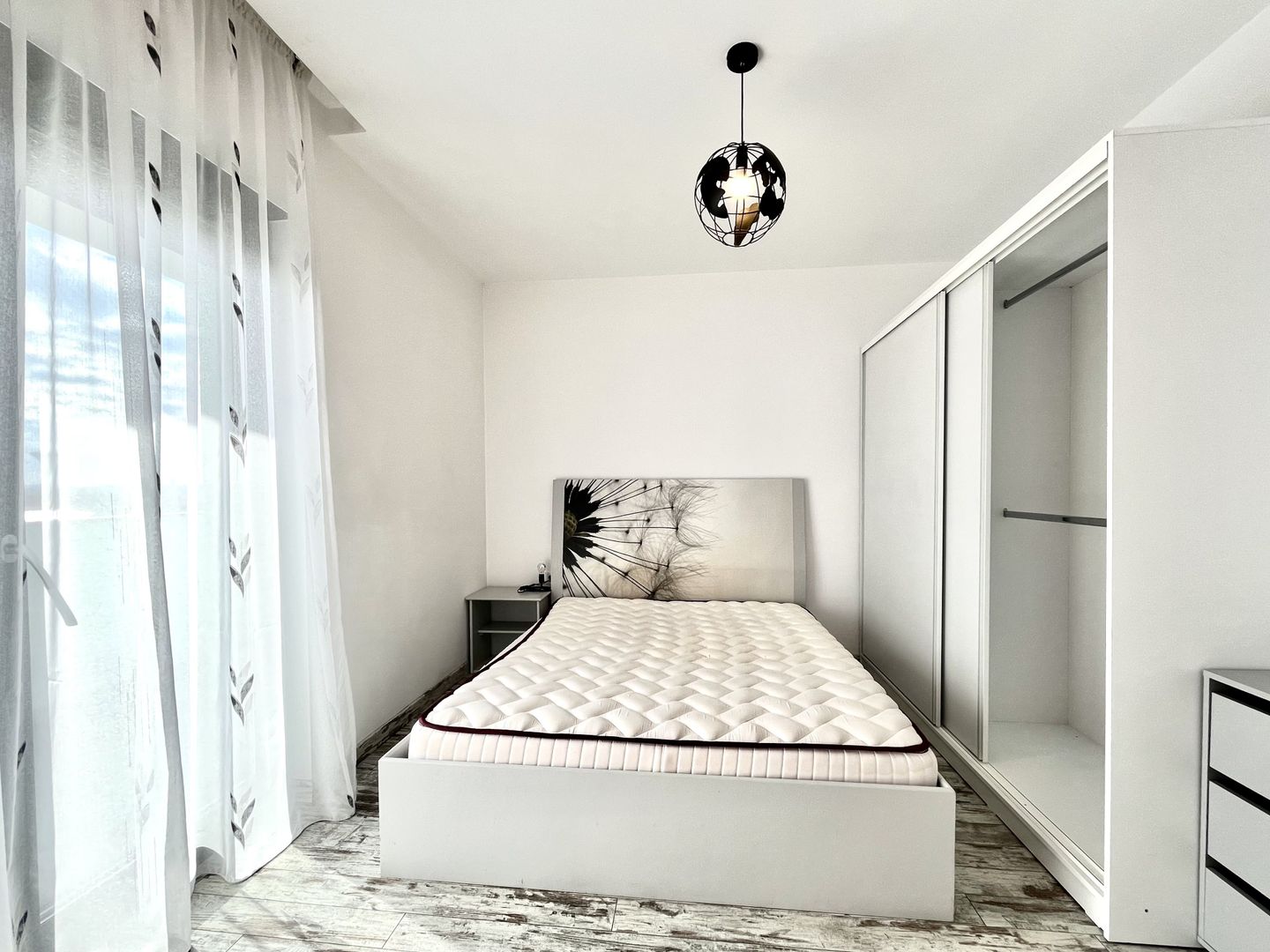 3 camere spațios si  cu terasă generoasă, la intrare în Dumbrăvița - Poză 19