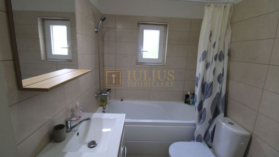 Giroc, plan parter, mobilat si utilat complet ! Loc parcare privat. - Poză 13