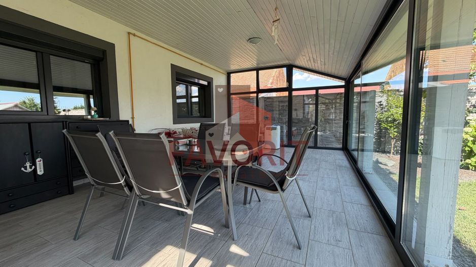 Casa individuala in Sacalaz | Piscina | Garaj | Teren 1000 mp | - Poză 15