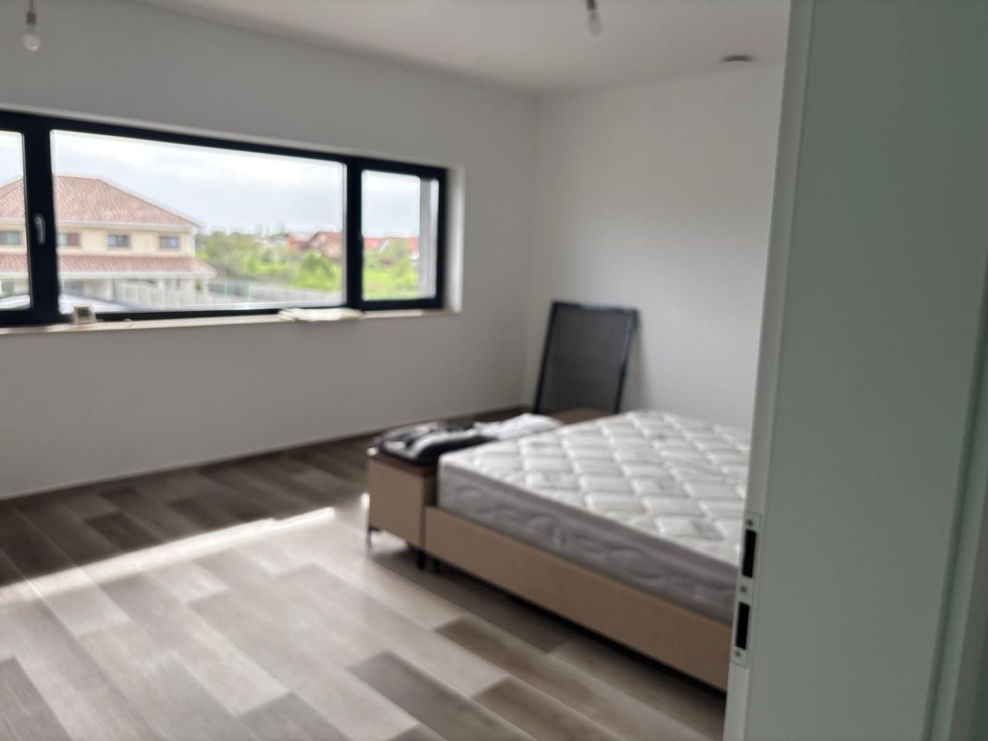 Casa  premium  SMART Independentă energetic  in Dumbravita - Poză 29