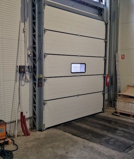 Hală industrială de închiriat – Parc Industrial Aeroport Oradea - Poză 3