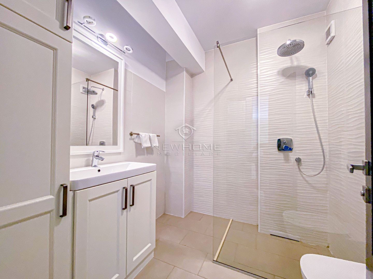 Apartament 2 camere, zona Iulius Mall Fsega, 70 mp, Parcare - Poză 8