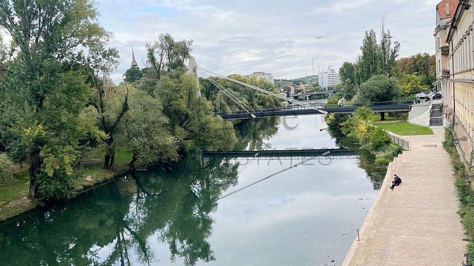 Apartament de închiriat cu 3 camere, Ultracentral in Oradea - Poză 5