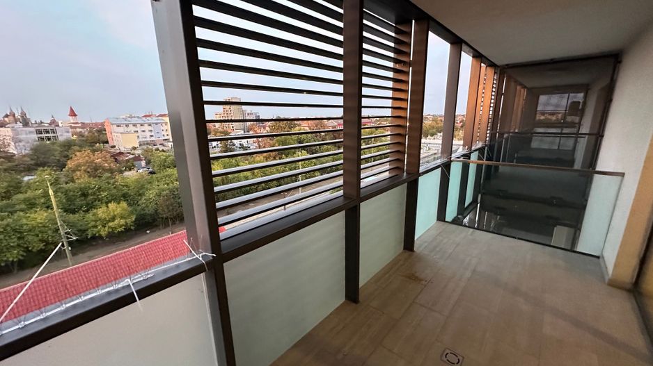 Apartament deosebit pe 2 etaje - Poză 2