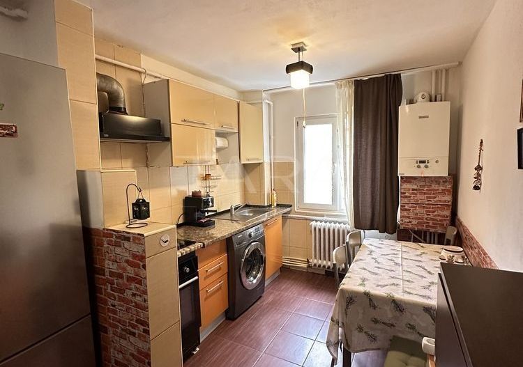 Apartament decomandat cu 4 camere, în zona Parcului Colina – Mănăștur. - Poză 1