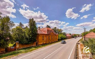 Vila Conac boieresc contelui Fabia 1920 de vânzare Păuliș Arad 2,4 ha - Poză 4