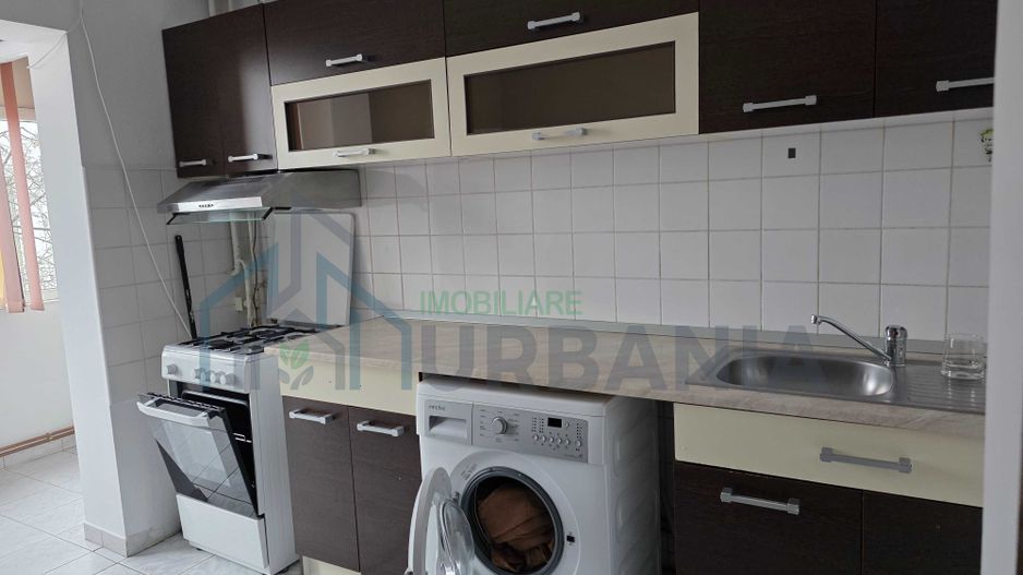 Inchiriez (garsoniera) Apartament 1 camera decomandat Nicolina - Poză 7