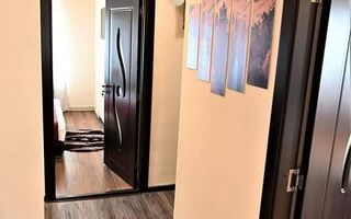 Apartament 3 camere Centrul Civic - Poză 8