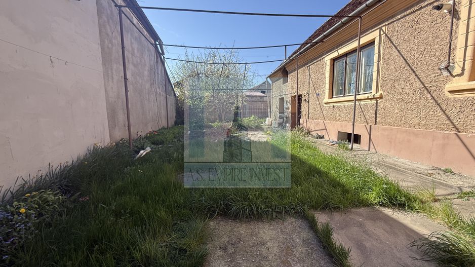 Casa 3 camere,singur in curte,360 mp teren - Halchiu/Brașov - Poză 5