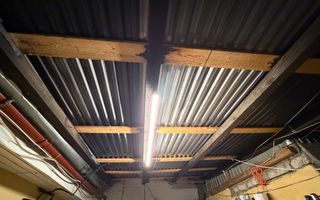 Casa cu 2 corpuri, acces auto, curte – Republica / Industriilor - Poză 8