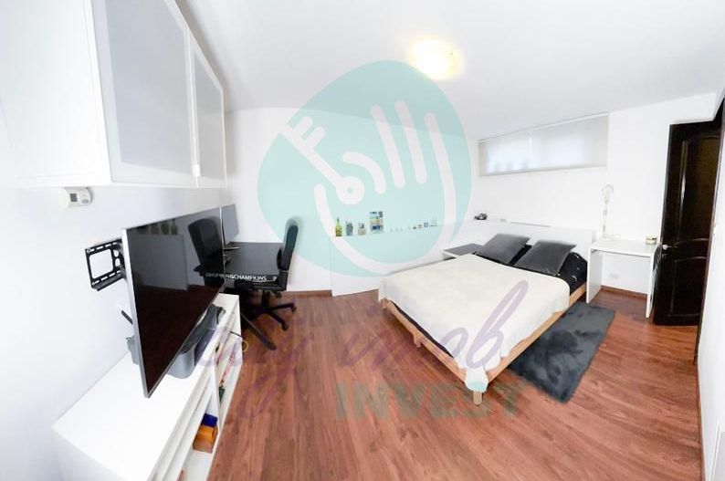 Casa CONSOLIDATA - SITUATA PE COLT - cu o curte libera generoasa - Poză 17