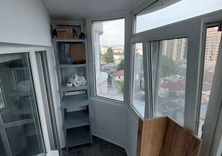 Vanzare Garsoniera 42 mp 3 Minute Mall Vitan Complet Renovata - Poză 7