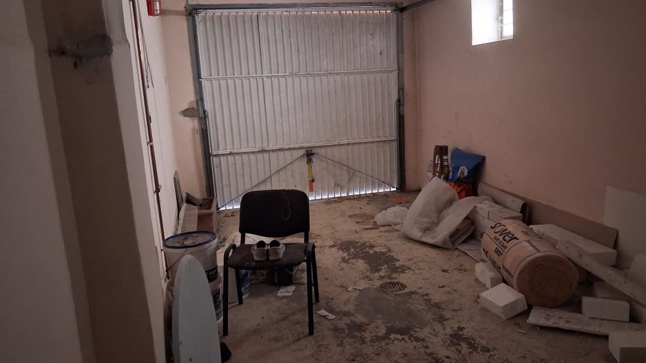 Casa RENOVATA partial 8 cam 6 ari 550mp garaj ANA IPATESCU. - Poză 23