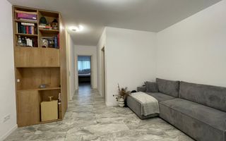 Apartament cu 2 dormitoare, living și terasă, Zorilor - Poză 1