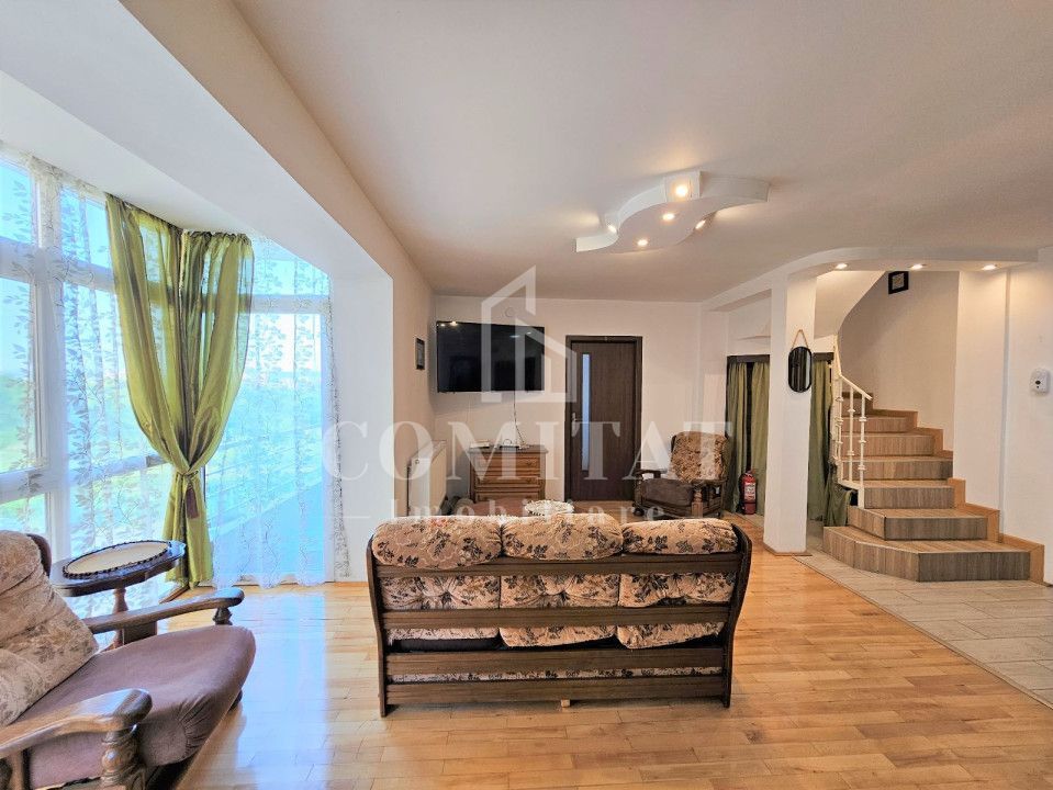 OPORTUNITATE | Apartament cu 7 Camere | 3 Niveluri | 200mp | Borhanci - Poză 36