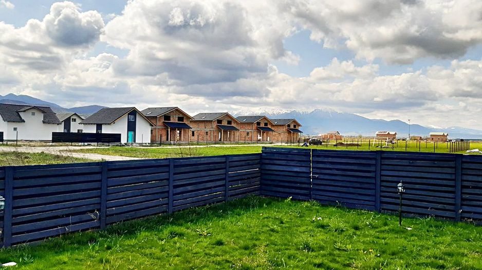 Casa noua in Cristian, libera, gata pentru a fi locuita. - Poză 24