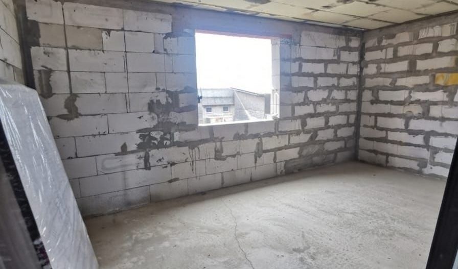 Casa la rosu în Plaiul Vulcănești - Poză 4