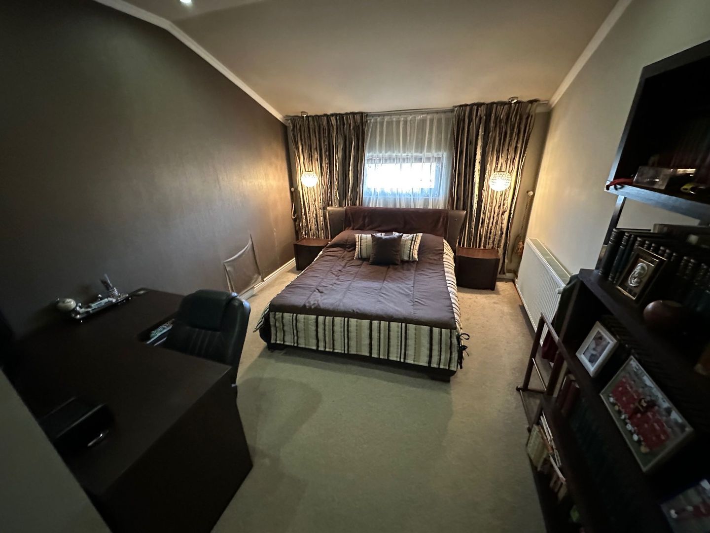 Casa la artera pretabilă Clinica medicala / birouri - Poză 13