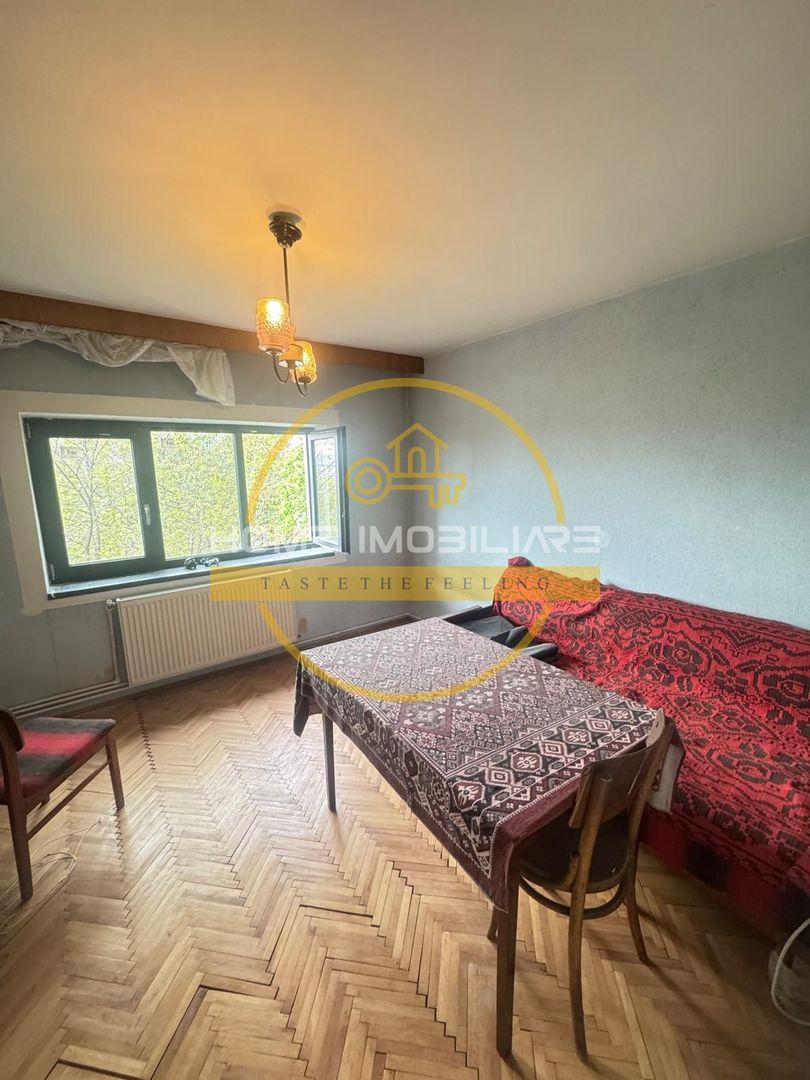 Apartament cu 4 camere/ 94mp/ zona Tatarasi - Poză 1