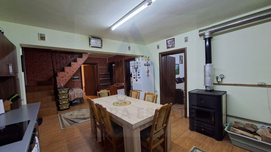 Casa constructie 2016 cu teren 306 mp complet utilata in Selimbar - Poză 3