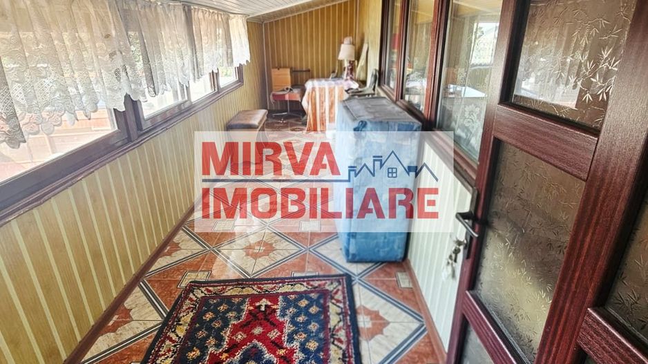 🏡 Casă spațioasă cu 9 camere în Strejnicu – pentru locuință, birouri - Poză 54