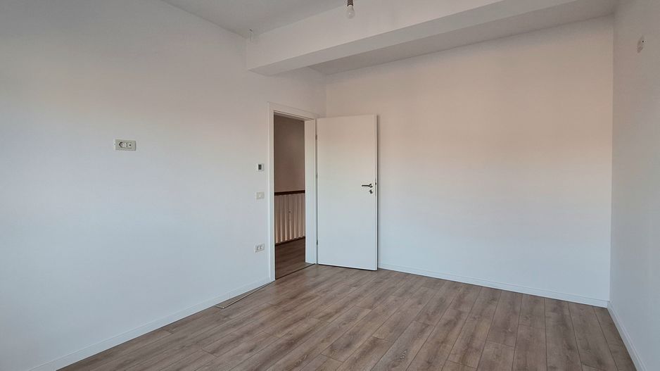 DUPLEX FINALIZAT - finisat la cheie - Poză 14