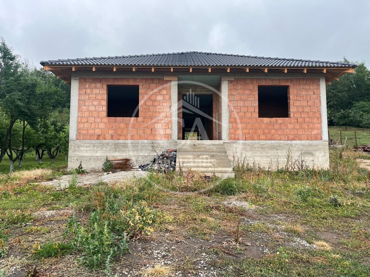 Casă cu 4 camere de vânzare în Hidișelul de Sus, Bihor - Poză 1