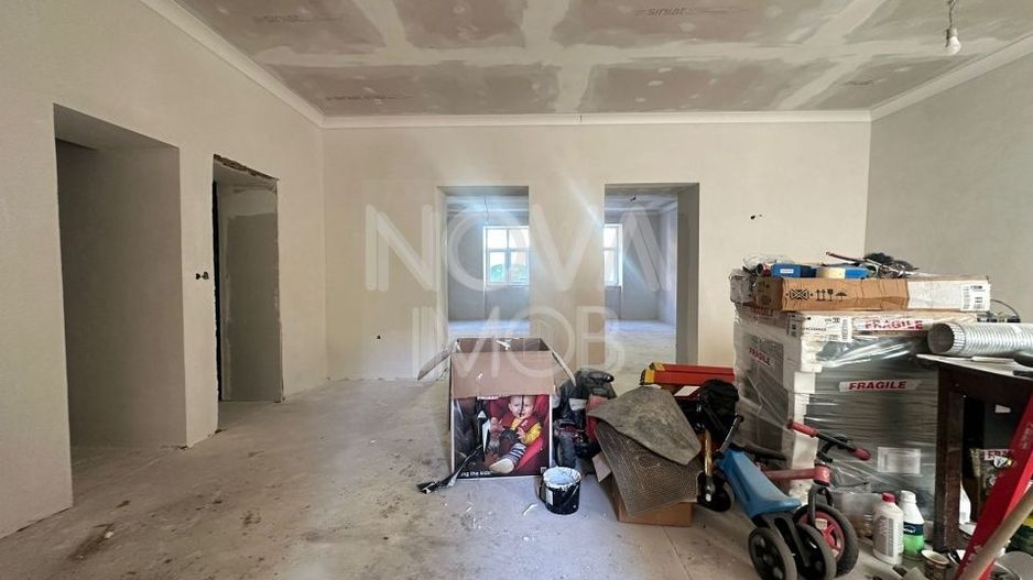 Apartament 3 camere de vanzare, Targul Vinului - Poză 7