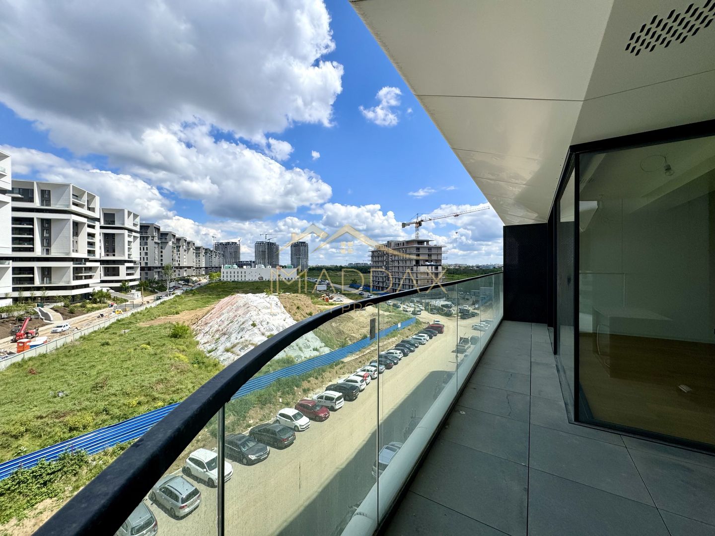 Apartament cu 4 camere // Floreasca - Poză 2