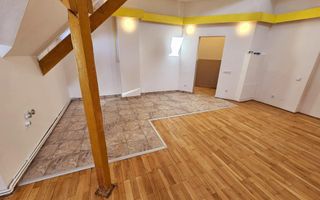 🏢 Spațiu de birouri – 5 camere, 3 băi – Mansardă vilă, Central - Poză 3