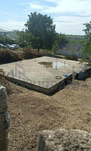 Teren de vânzare, suprafață 1040mp - Poză 3