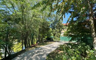 VILA CU 5 DORMITOARE IN COMPLEX REZIDENTIAL - Poză 26