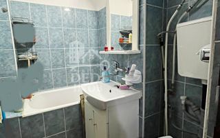 Apartament cu 2 camere de vanzare zona Rogerius, Oradea - Poză 9