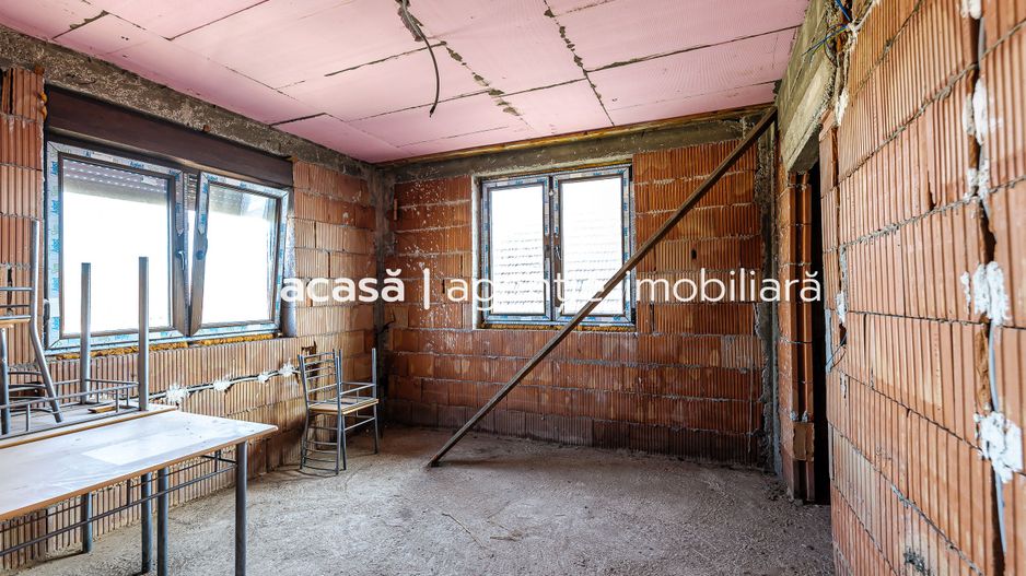 Casă nouă 6 camere semifinalizată în Sântana - Poză 7