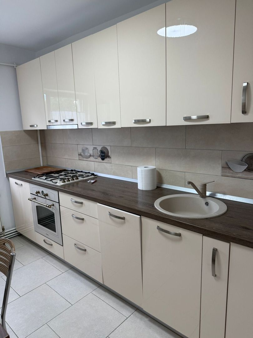 Lipovei | 3 Camere | Centrala Proprie - Poză 1
