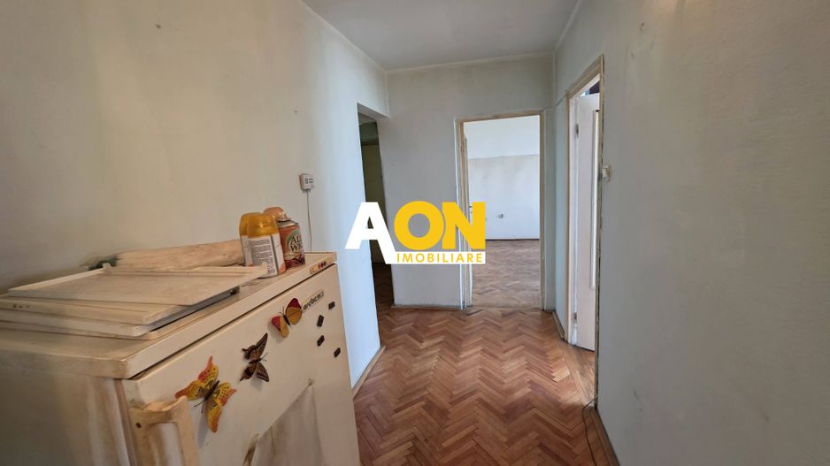Apartament 3 camere, Cetate, 65 mp utili, et.5. Necesita renovare - Poză 10