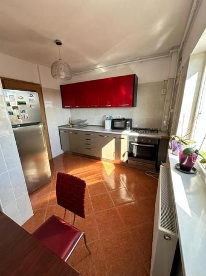 De inchiriat apartament cu 3 camere PRIMA INCHIRIERE, Eroii Revolutiei - Poză 11