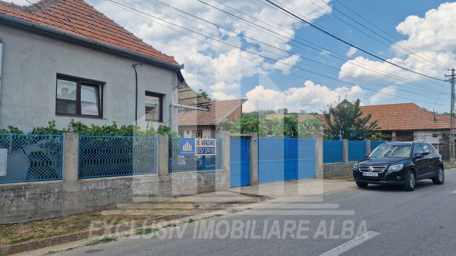 Casa individuala | 80 mp | 1389 mp teren | Toate utilitatile | Cricau - Poză 1