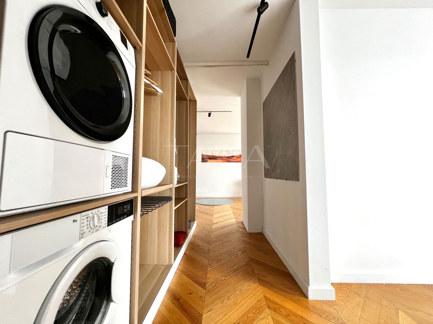 Apartament modern cu terasă spațioasă de vânzare în Mărăști. - Poză 7