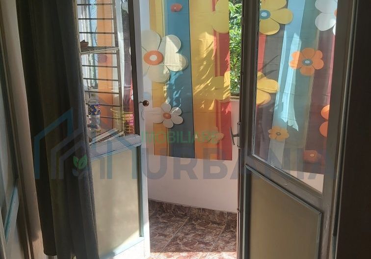 Apartament 2 camere de închiriat, zona Tudor Vladimirescu, Liteni - Poză 2