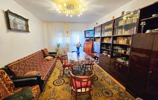 Apartament 3 camere, 2 bai, etaj 2, Cetate, zona Scolii Mihai Eminescu